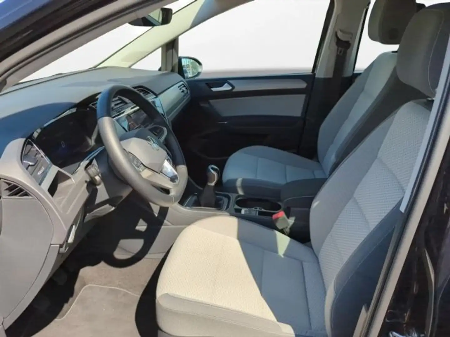 Volkswagen Touran 1.5 TSI Comfortline SiHz 7Sitzer Schwarz - 2
