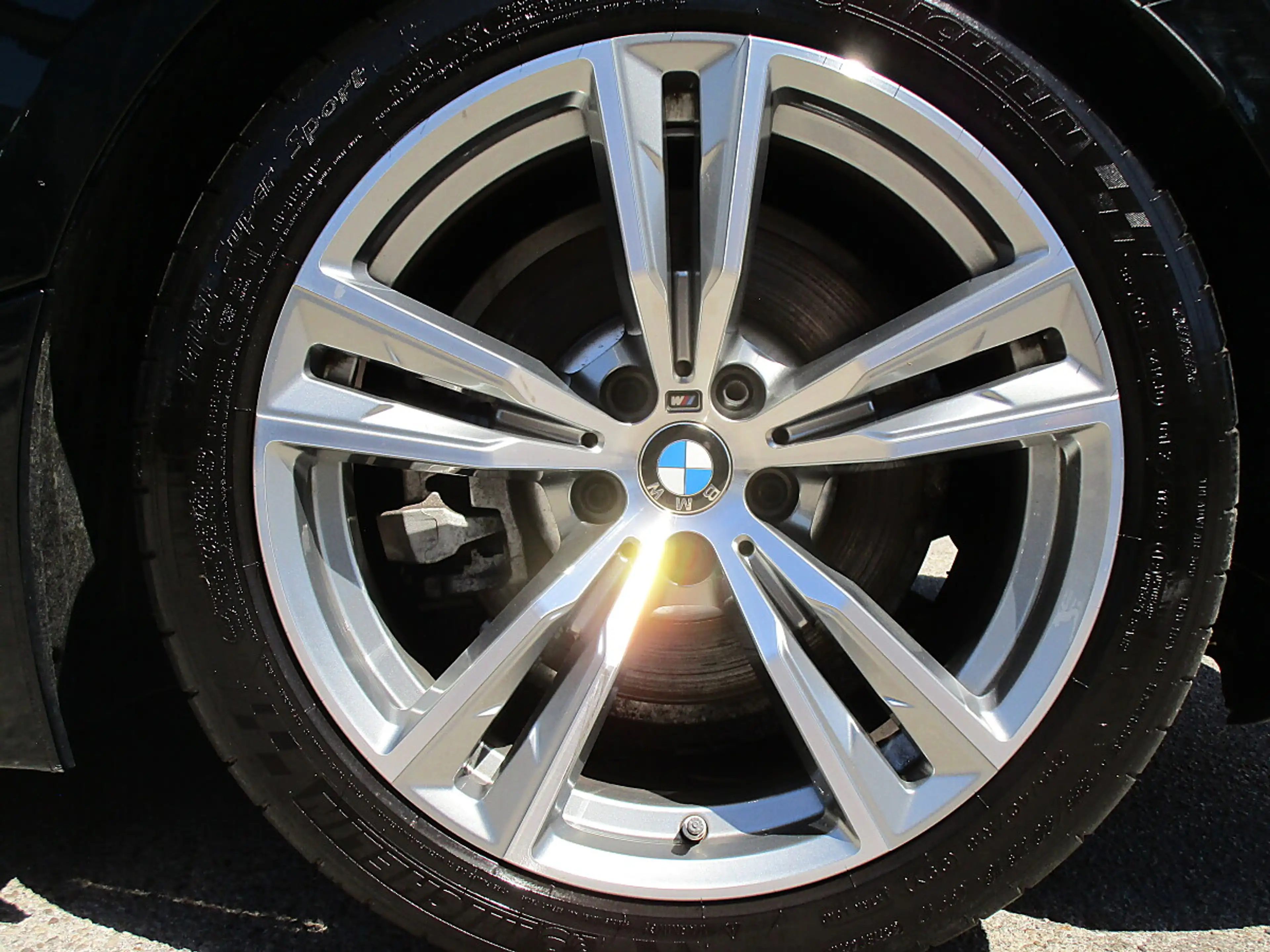 BMW Z4 sDrive 20i M-Paket — photo 13
