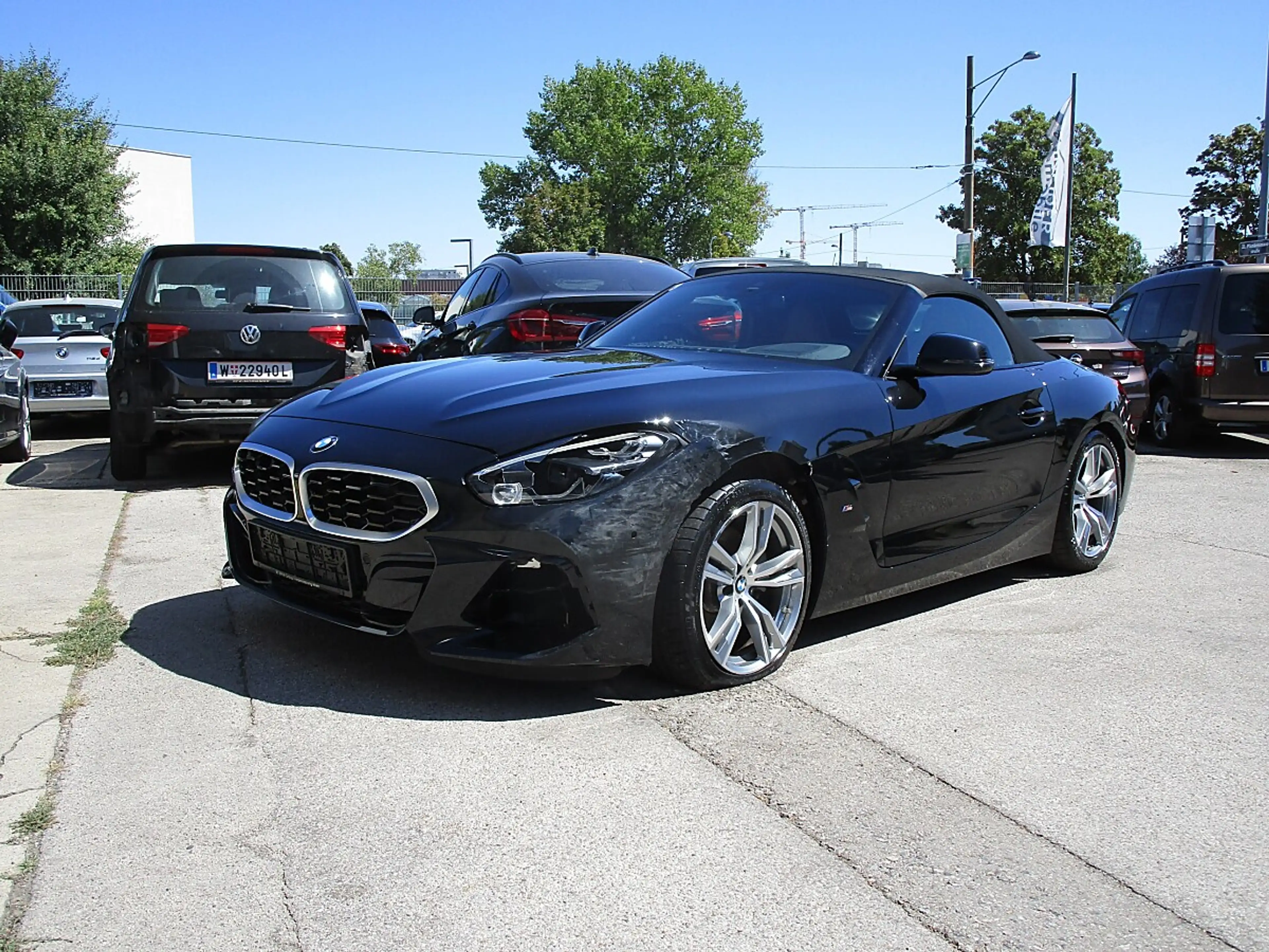 BMW Z4 sDrive 20i M-Paket — photo 2