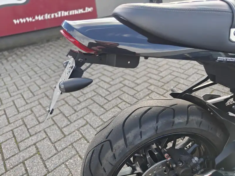 Kawasaki Z900RS - foto 4