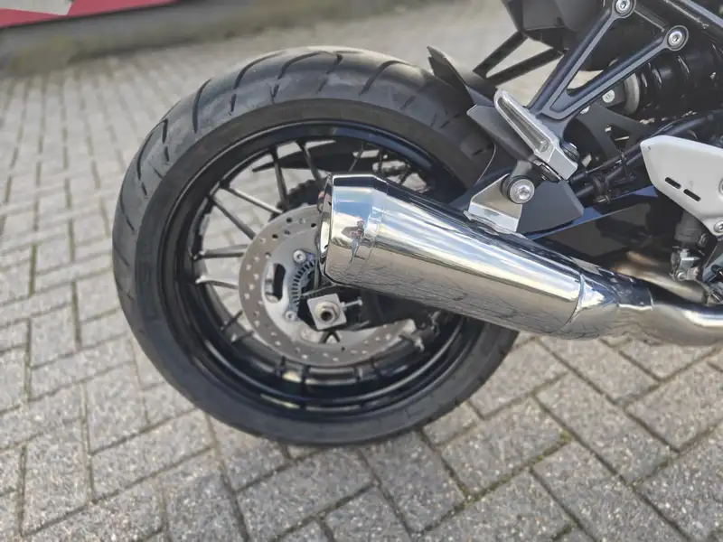 Kawasaki Z900RS - foto 5