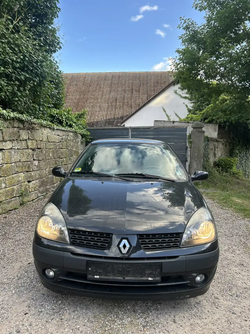 Renault Clio 1.5 dCi Blue Sensation klima/Auto/Diesel - 2