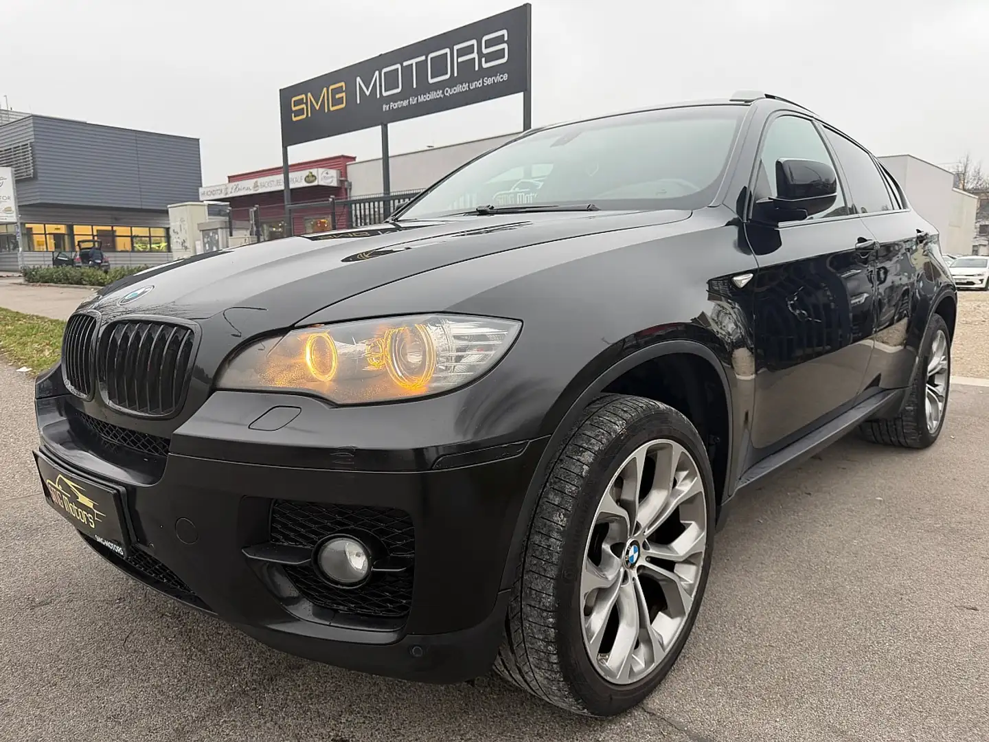 BMW X6 xDrive30d Aut.  !!! VIGNETTE,VOLLTANK UND ANMEL... Schwarz - 1