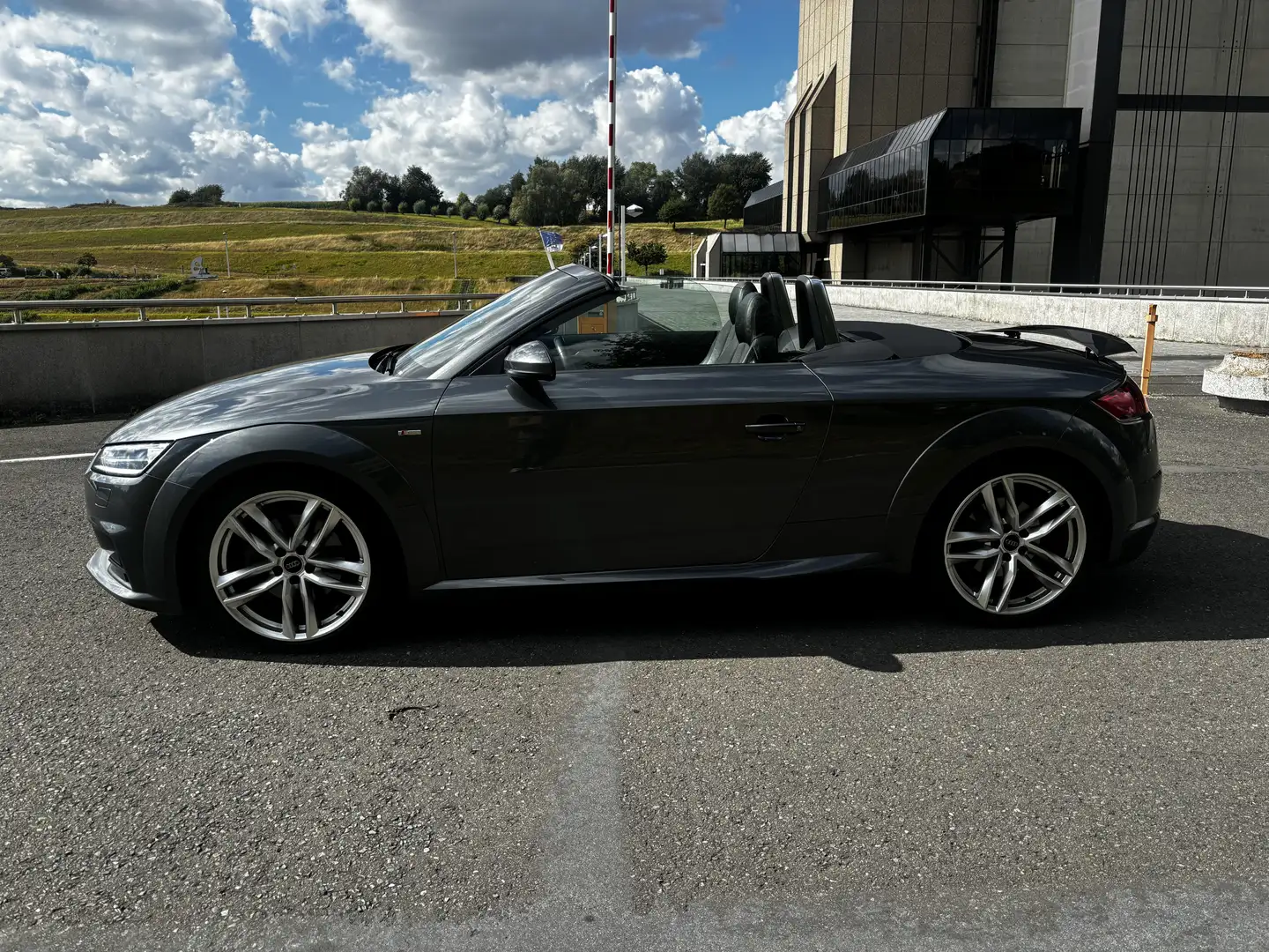 Audi TT 2.0 TFSI * CARNET ENTRETIENT COMPLET * 1 PROP Gris - 2
