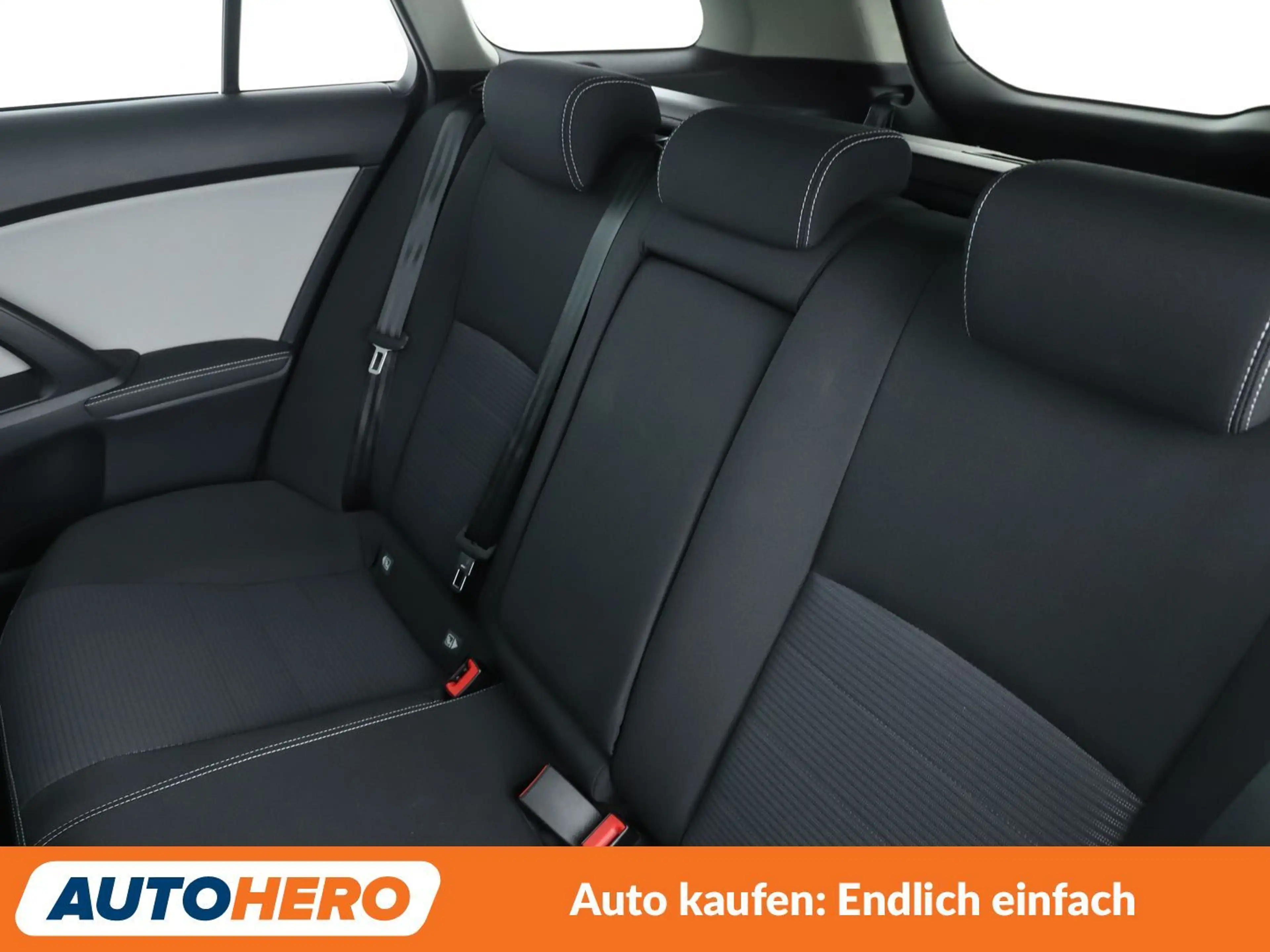 Toyota Avensis 1.8 Edition-S+ Aut.*NAVI*LED*CAM*SPUR*PDC*SHZ* — photo 14