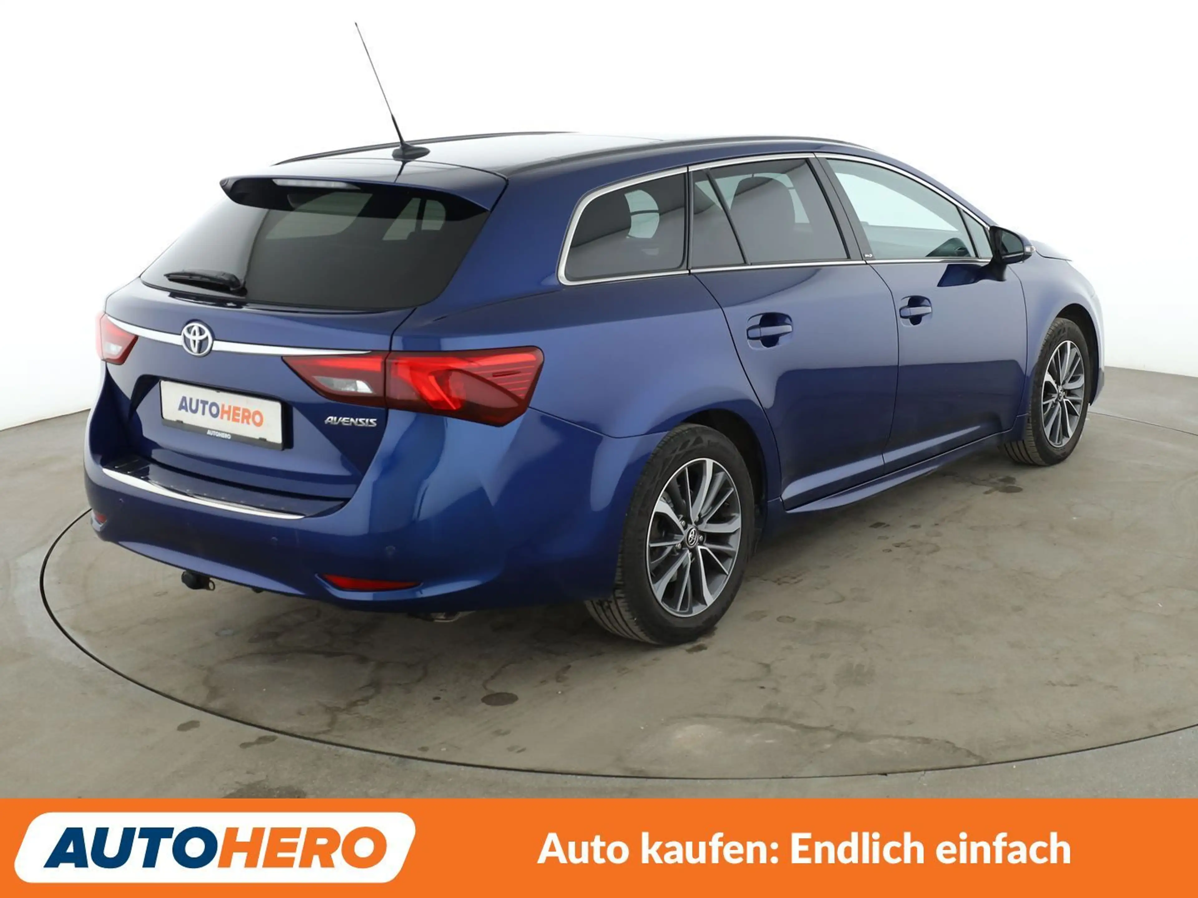 Toyota Avensis 1.8 Edition-S+ Aut.*NAVI*LED*CAM*SPUR*PDC*SHZ* — photo 6