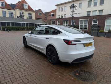 Model 3 RWD 60 kWh incl. winterbanden