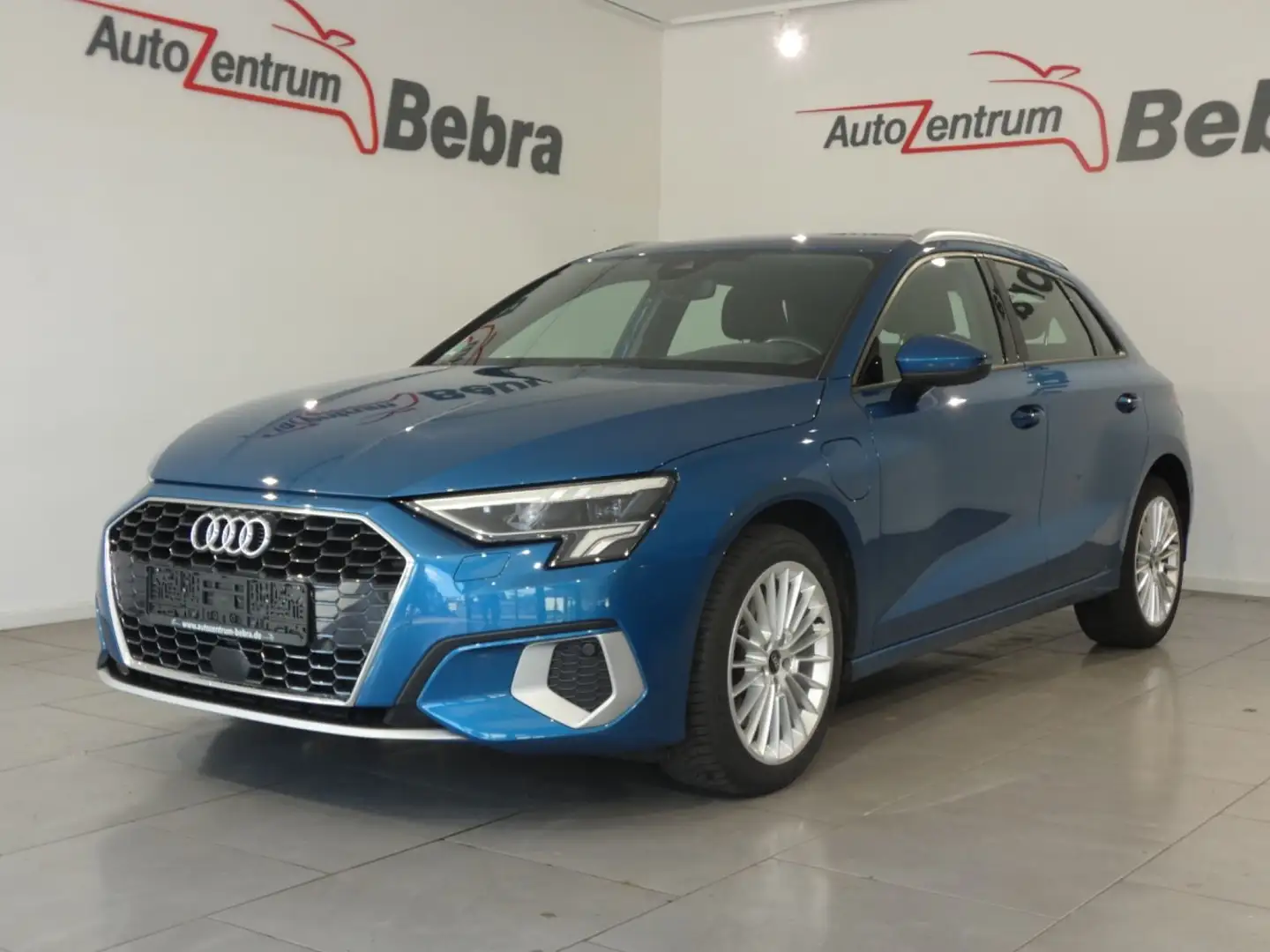 Audi A3 Sportback 40 TFSI e advanced S tronic LED/Nav Blue - 1