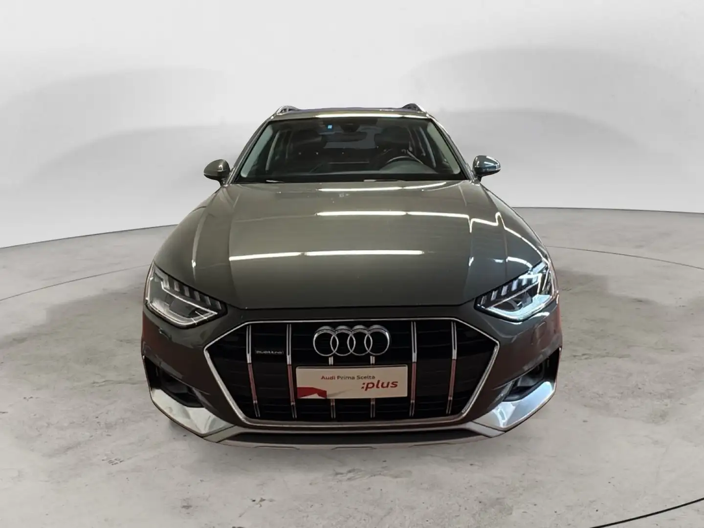 Audi A4 allroad 40 TDI 204 CV S tronic Business Evolution Grigio - 2