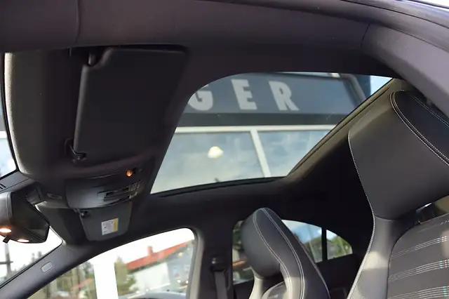 Mercedes-Benz Cla view 14