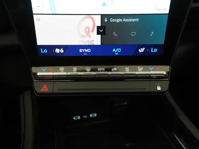 Renault Austral view 10