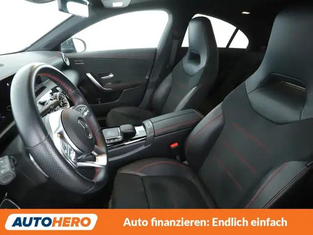 Mercedes-Benz Cla view 10
