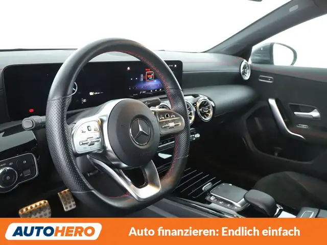 Mercedes-Benz Cla view 11