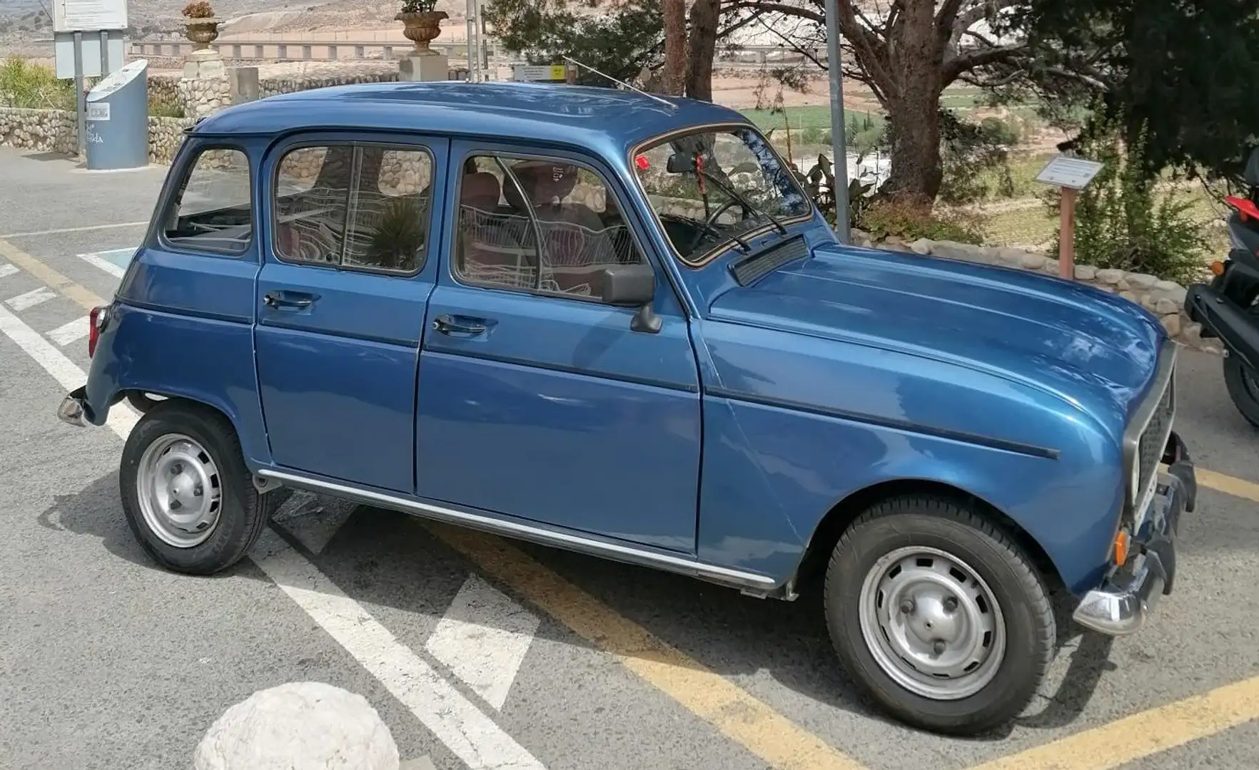 Renault R 4 R4 1.1 TL Modrá - 2