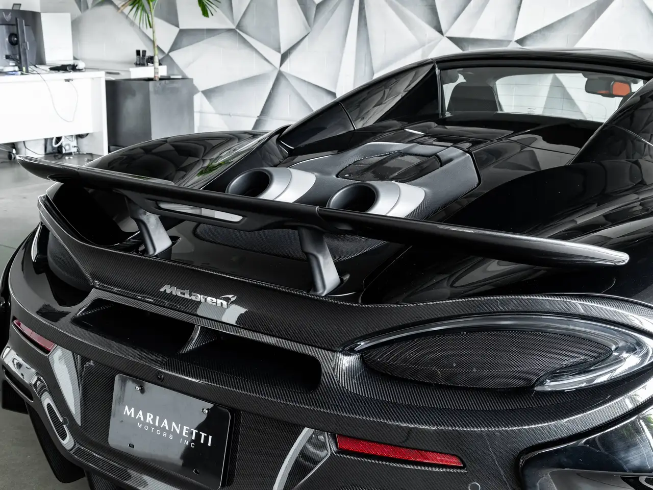 McLaren 600LT fotografie McLaren 600LT