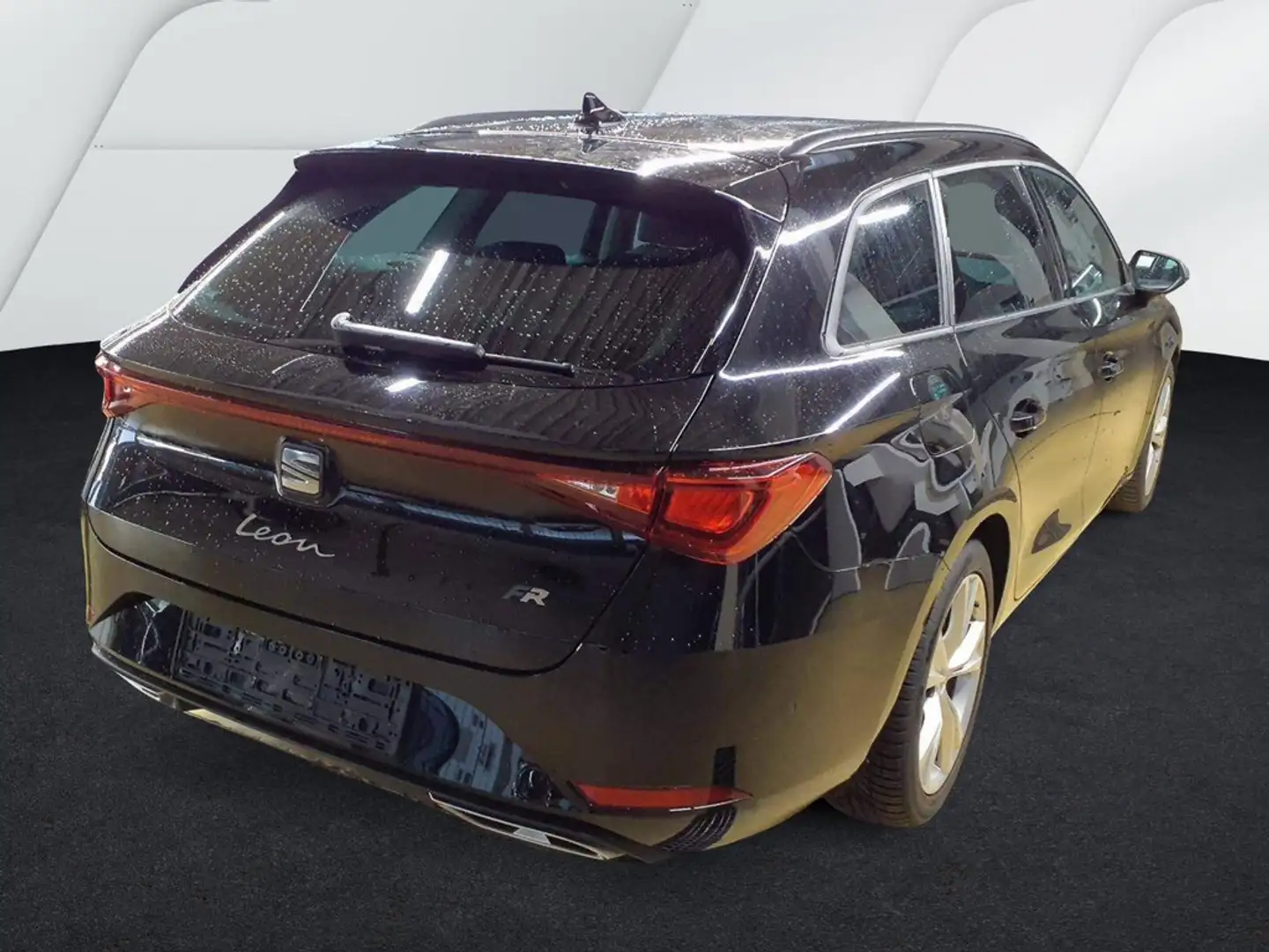 SEAT Leon Sportstourer 1.5 eTSI FR DSG NAV KAM LED Schwarz - 2