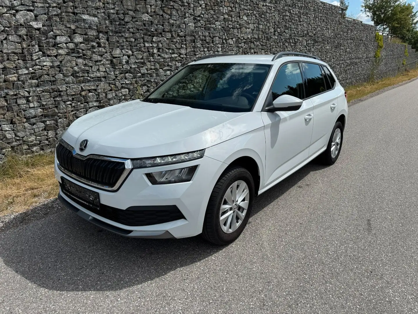 Skoda Kamiq TSI DSG Ambition/PDC/SITZHEIZUNG/ACC Weiß - 2