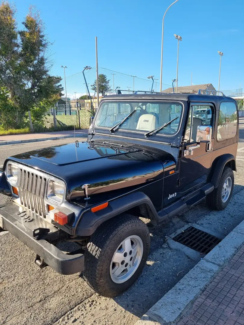 Jeep Wrangler Hard Top 2.5 Laredo - 1