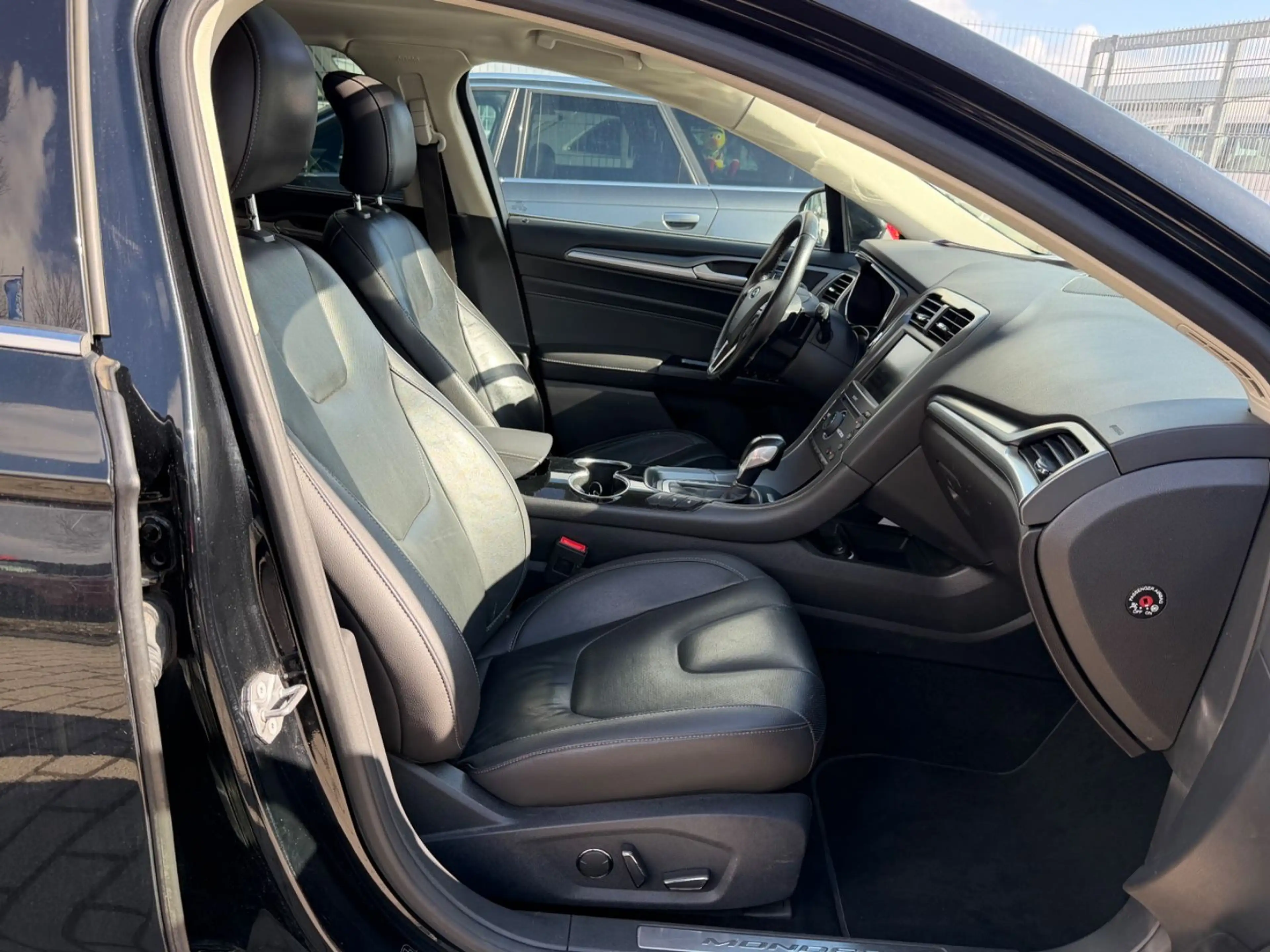 Ford Mondeo 2.0 Turnier Titanium Pano Memory Kamera — photo 12