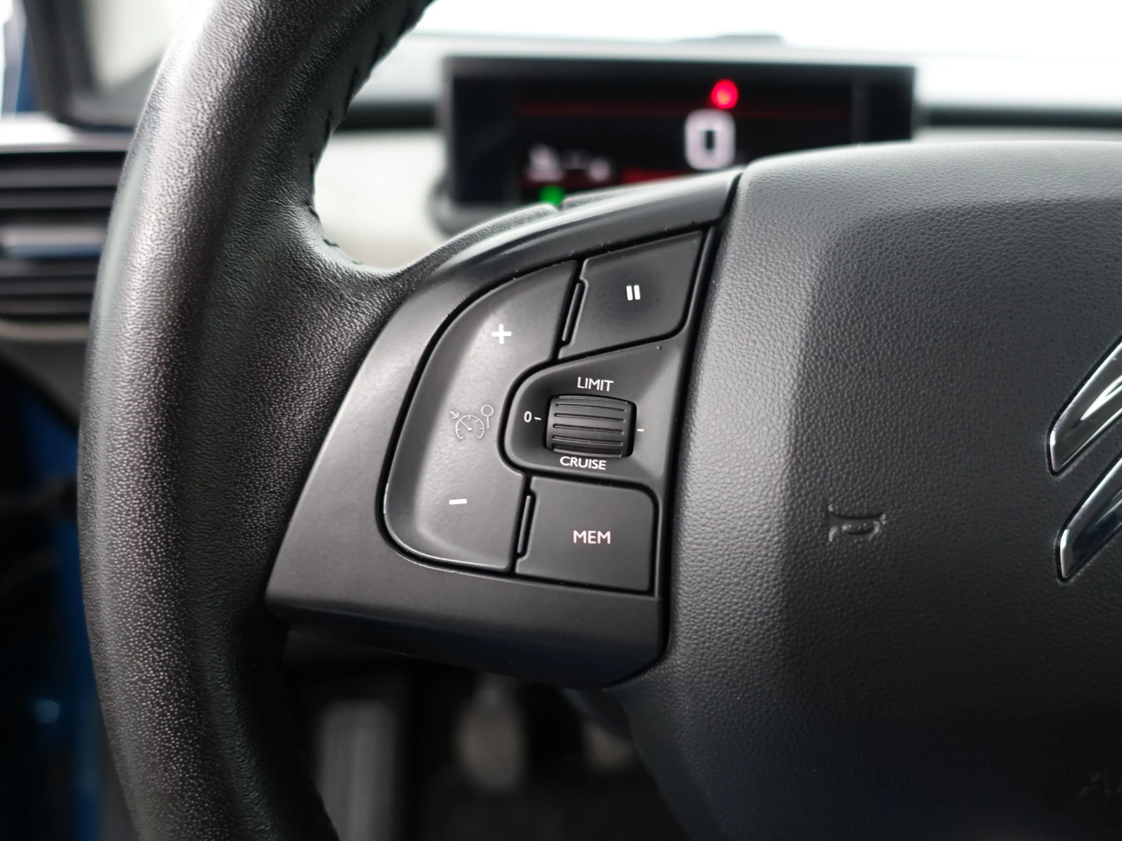 Citroen C4 Cactus 1.2 PureTech Feel Carplay, Android Auto, Camera, L — photo 15