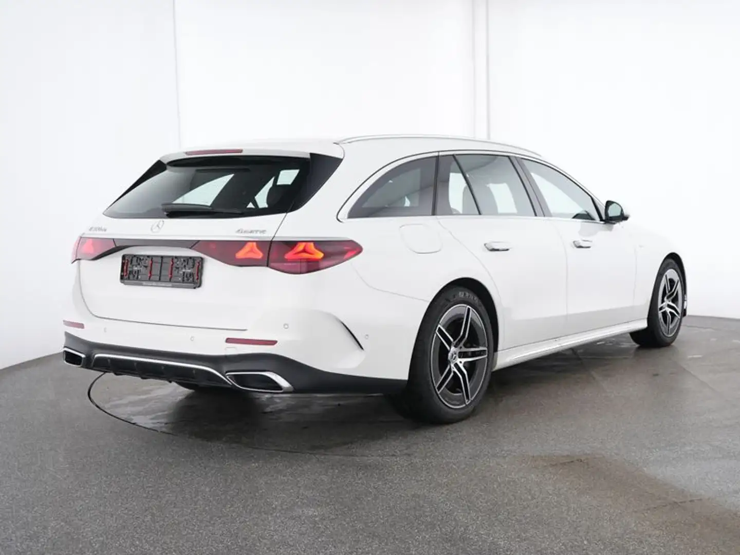 Mercedes-Benz E 300 de 4M T AMG/LED/360°Kamera/Distronic/AHK/ Weiß - 2