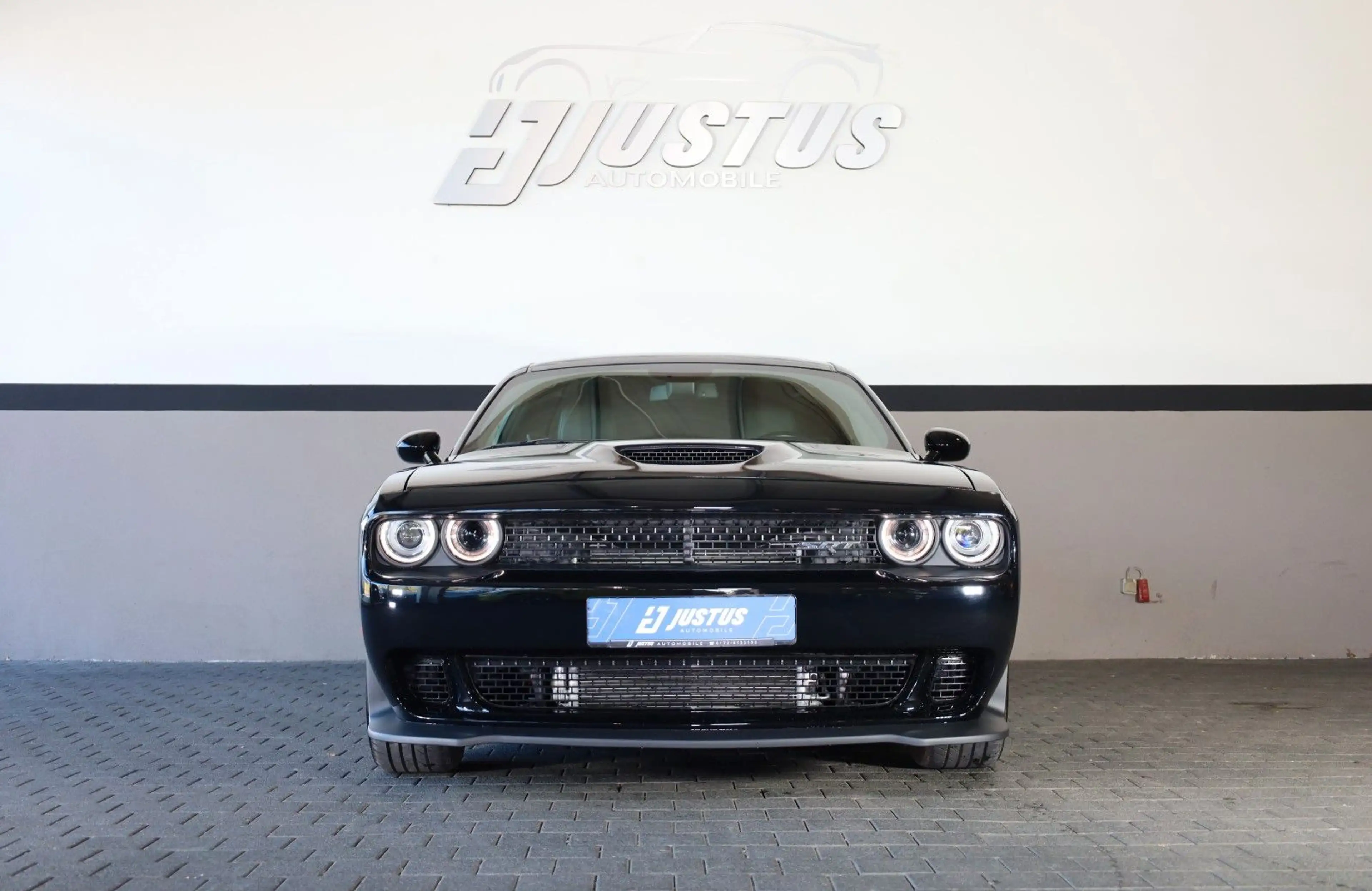Dodge Challenger 5.7 R/T/KAMERA/TEMP/AMBIE/BTH/MFL/R20 — photo 2