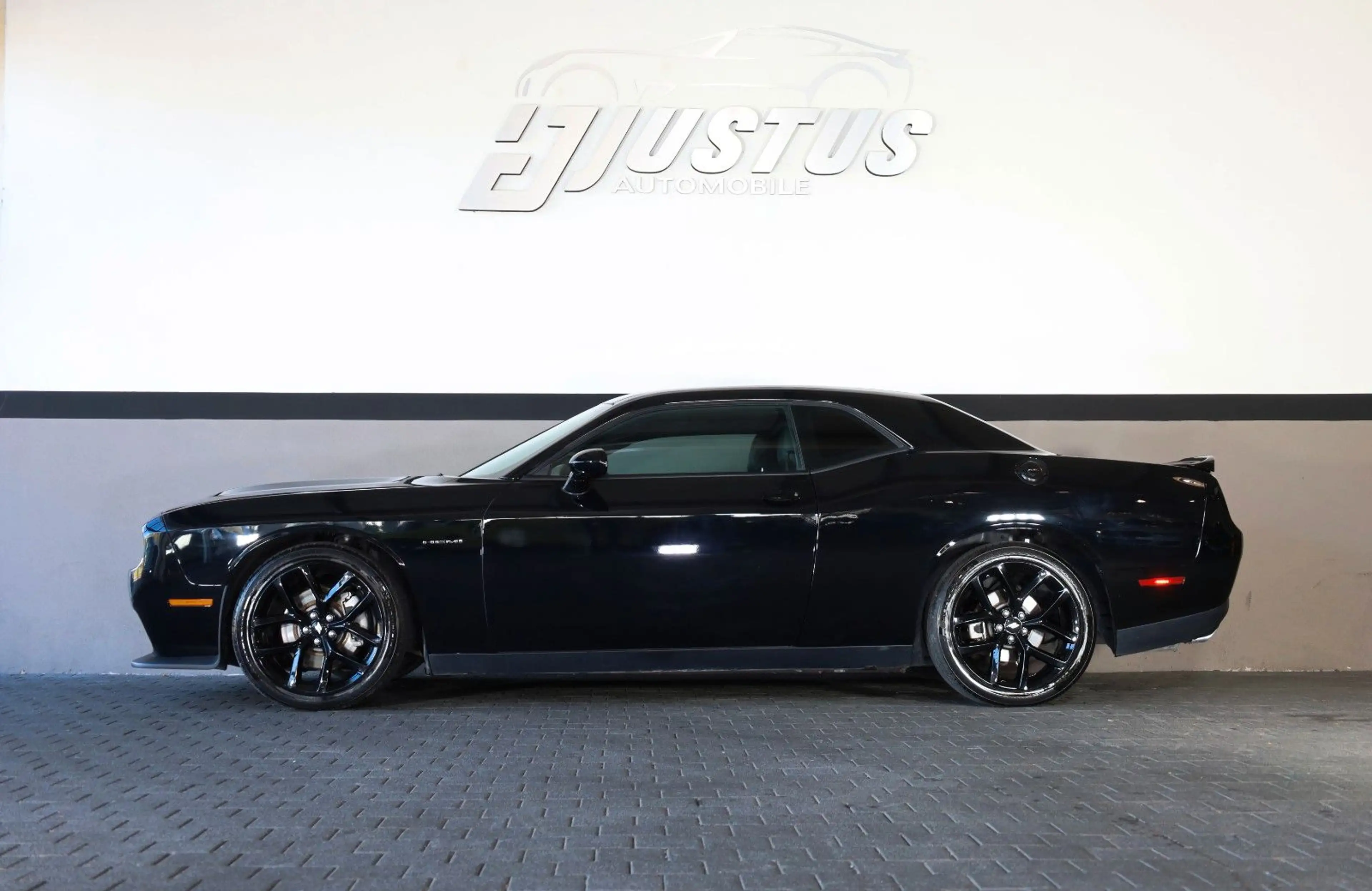 Dodge Challenger 5.7 R/T/KAMERA/TEMP/AMBIE/BTH/MFL/R20 — photo 3