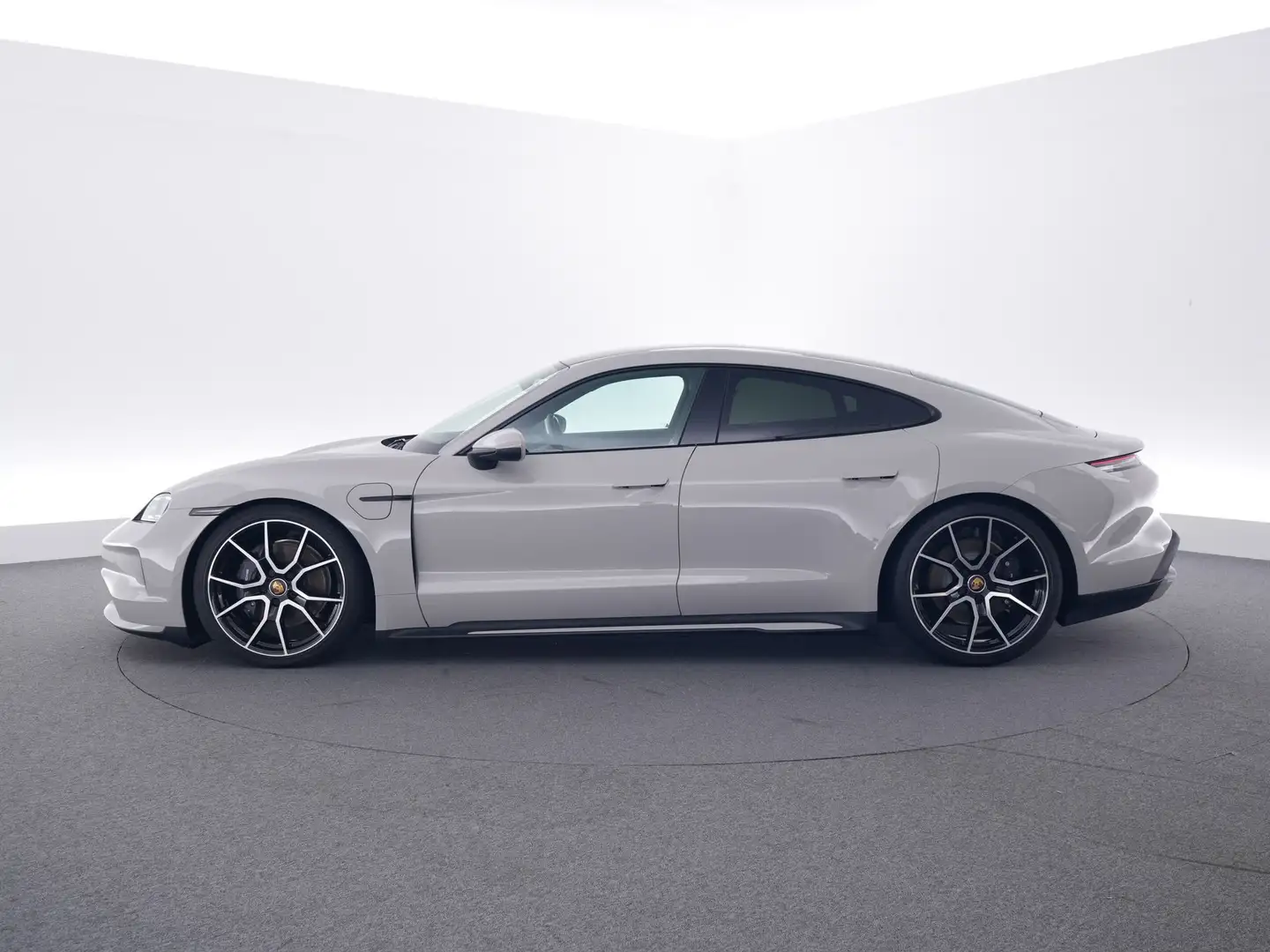Porsche Taycan Grau - 2