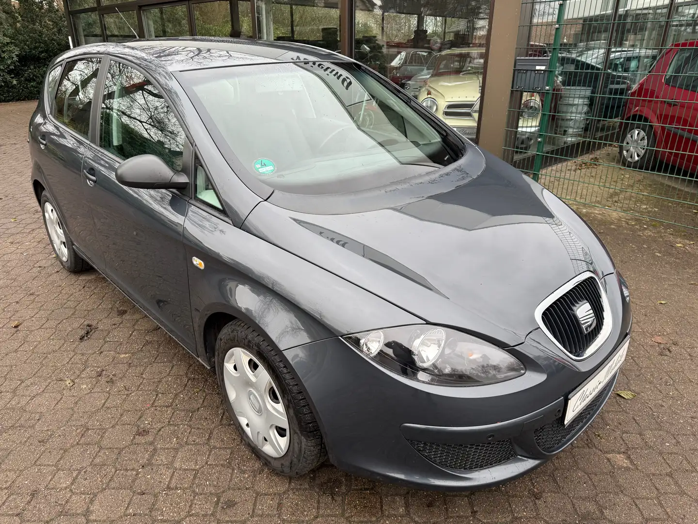 SEAT Altea 1.6 Reference Comfort *nur 113 TKM*Scheckheft*PDC* Gris - 1