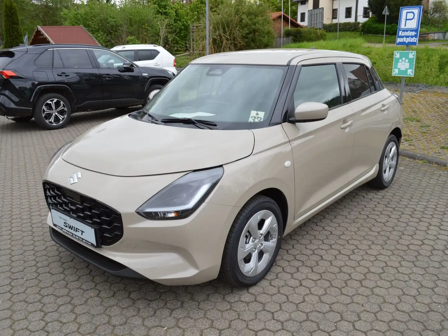 Suzuki Swift 1.2 Hybrid MT Comfort Beige - 2