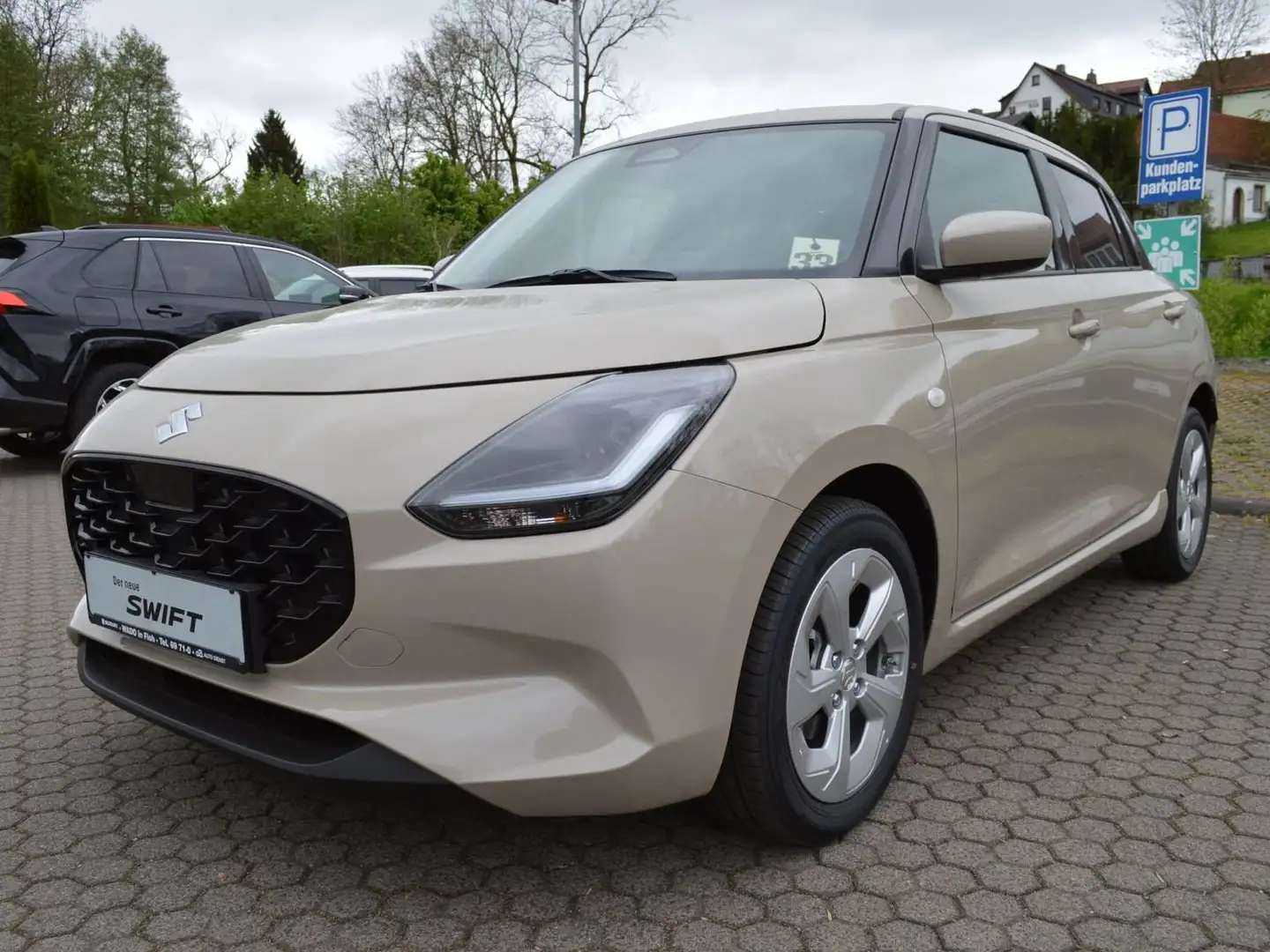 Suzuki Swift 1.2 Hybrid MT Comfort Beige - 1