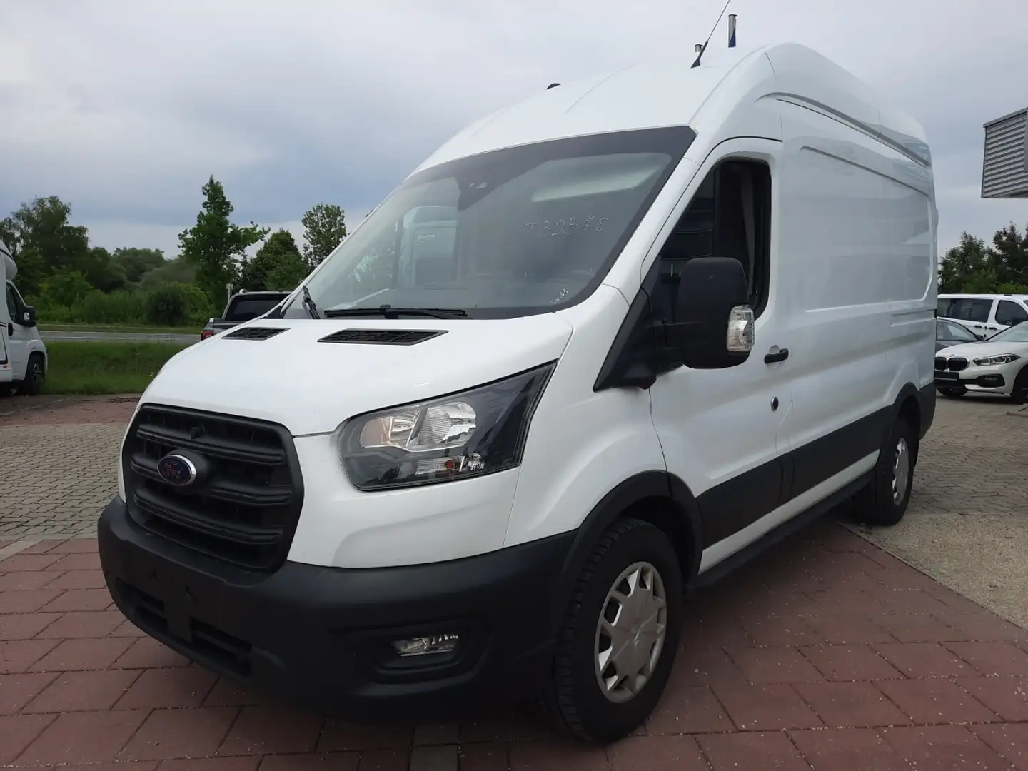 Ford Transit Kasten 2.0 TDCi 330 L2 M-H Trend 360 Kam Weiß - 2