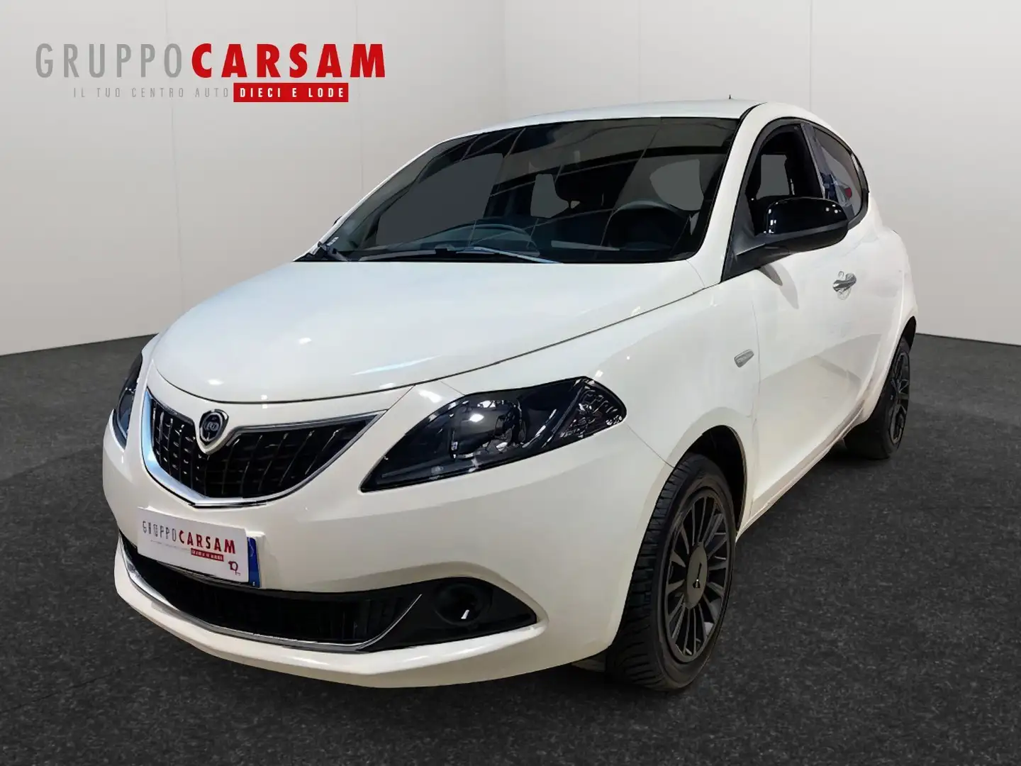 Lancia Ypsilon 1.0 FireFly 70cv S&S Hybrid SILVER Weiß - 1