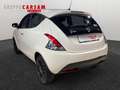 Lancia Ypsilon 1.0 FireFly 70cv S&S Hybrid SILVER Weiß - thumbnail 3