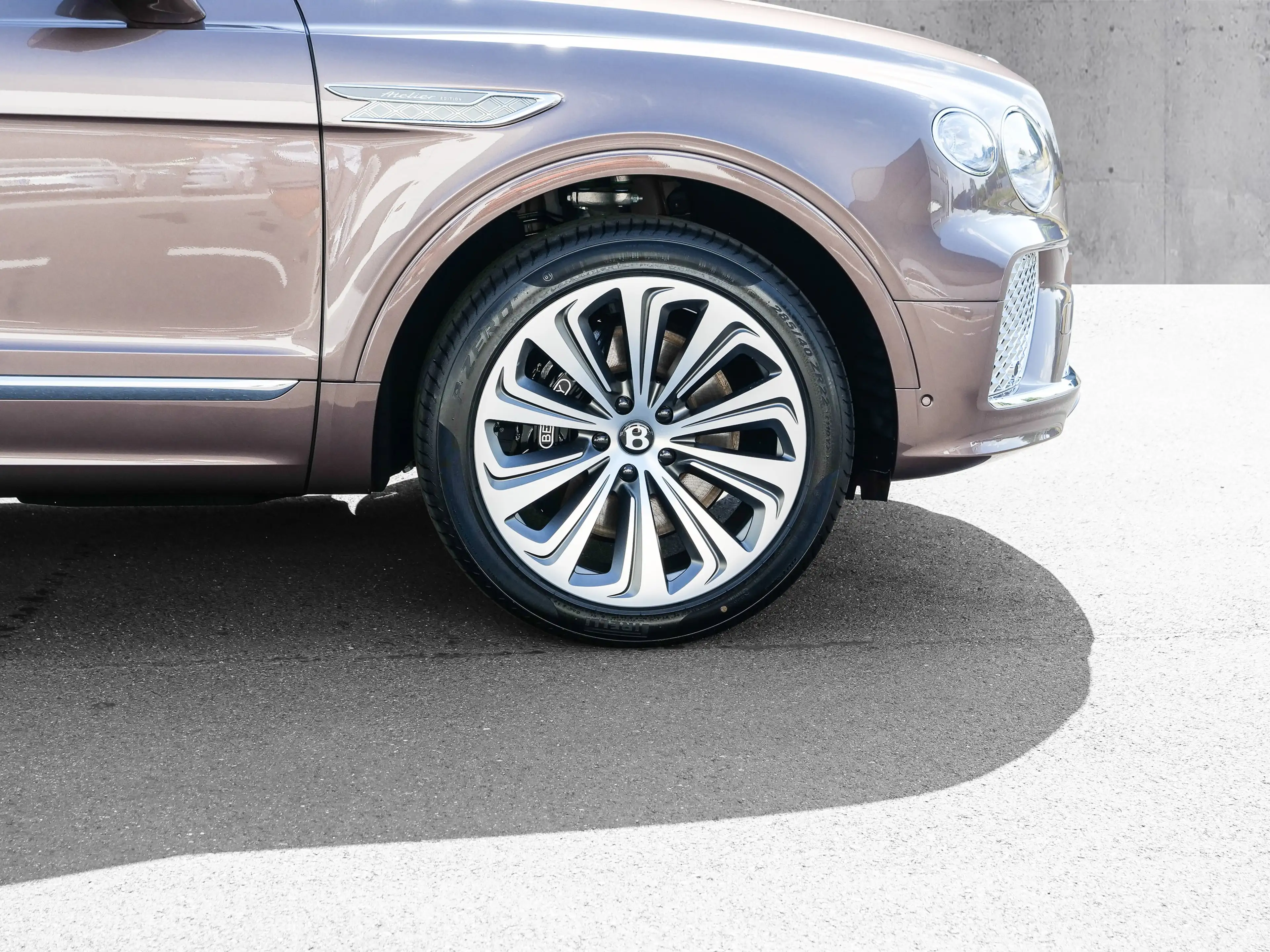 Bentley Bentayga Atelier V8 Bang & Olufsen, Tow Bar — photo 9