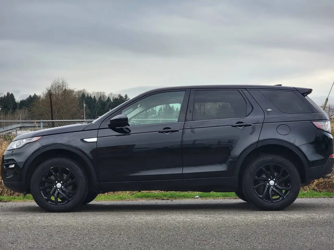 Land Rover Discovery Sport снимка Land Rover Discovery Sport