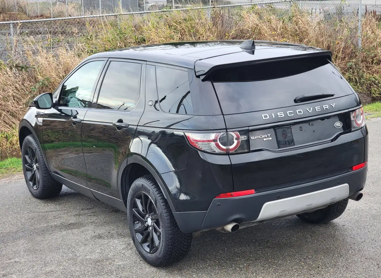Land Rover Discovery Sport снимка Land Rover Discovery Sport