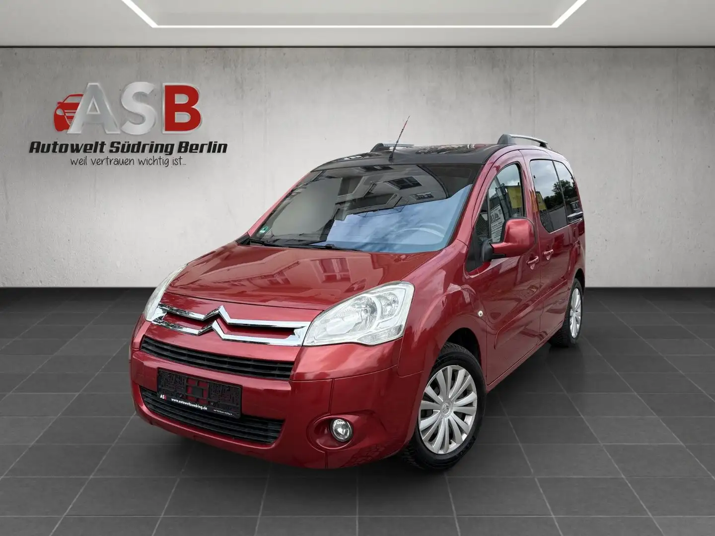 Citroen Berlingo Kombi Multispace Exclusive Pano*Klimaau Rot - 1