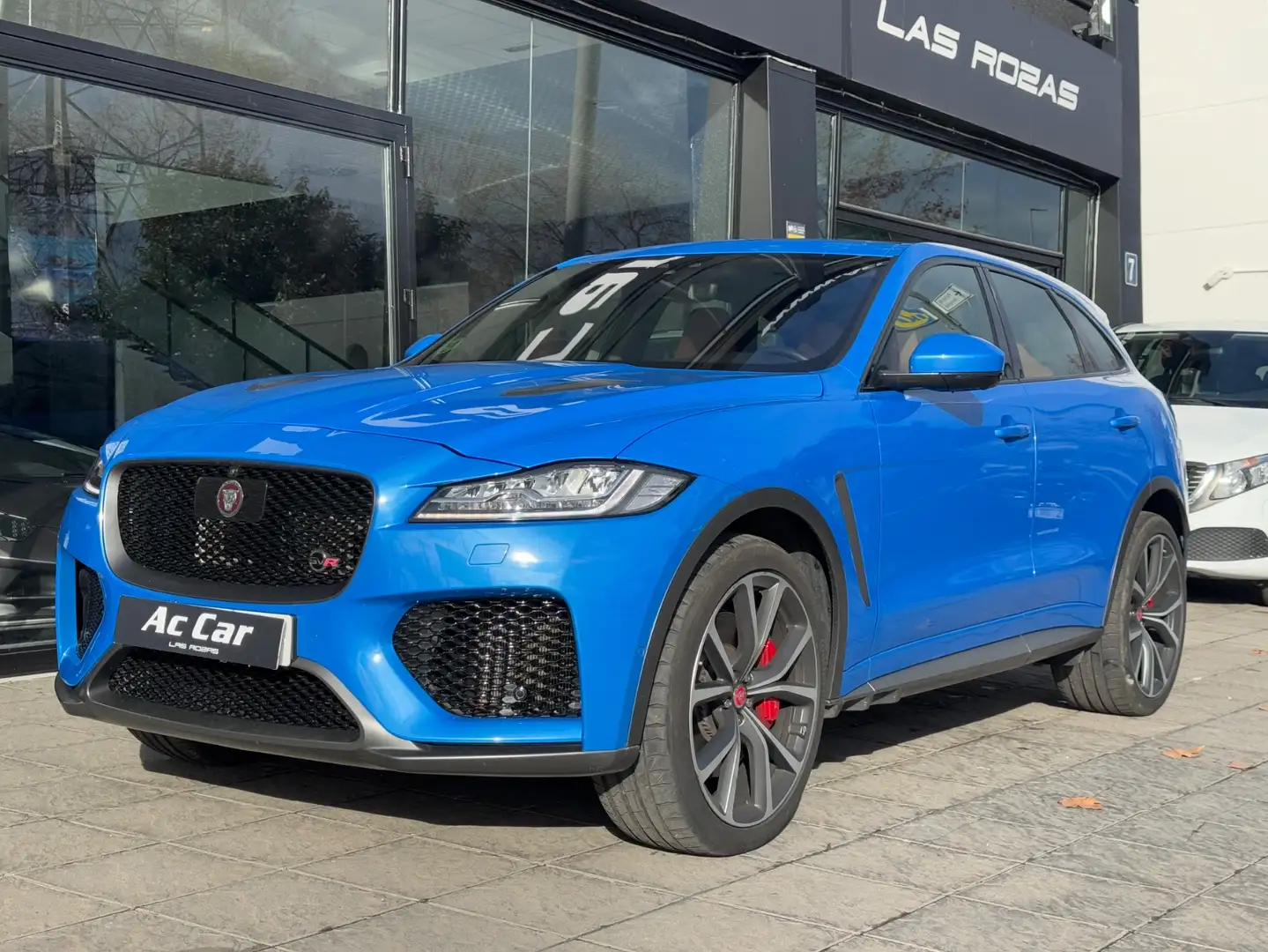 Jaguar F-Pace 5.0 V8 S/C SVR Aut. AWD Blau - 2