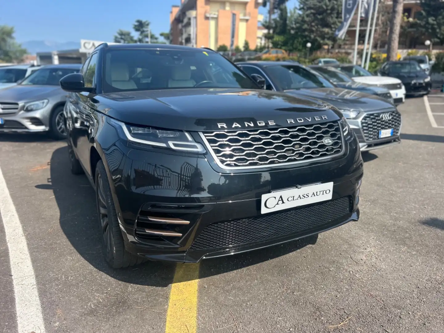 Land Rover Range Rover Velar Range Rover Velar 2.0D I4 240 CV R-Dynamic SE Nero - 2