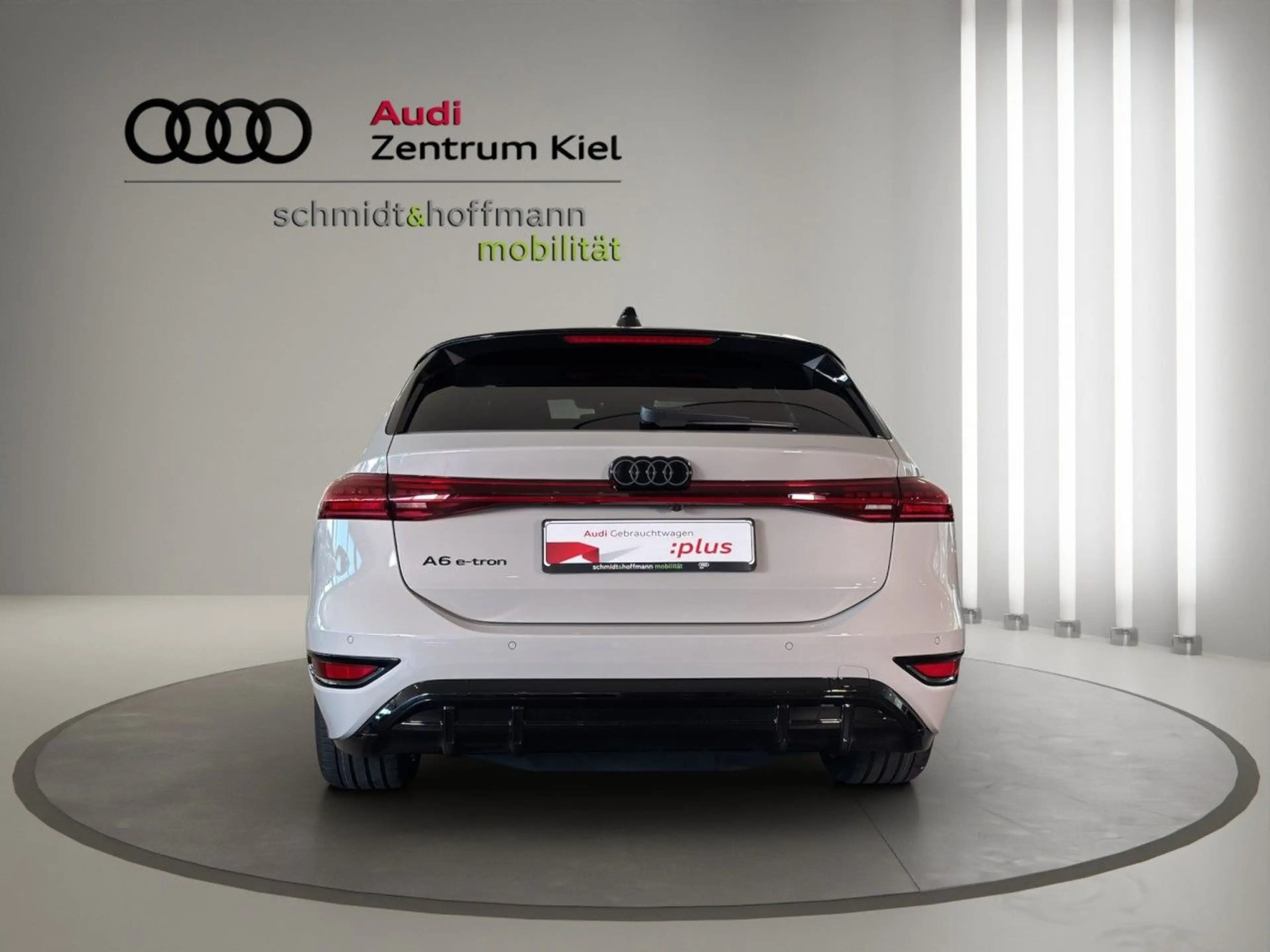 Audi A6 e-tron S-line business performance B&O — photo 6