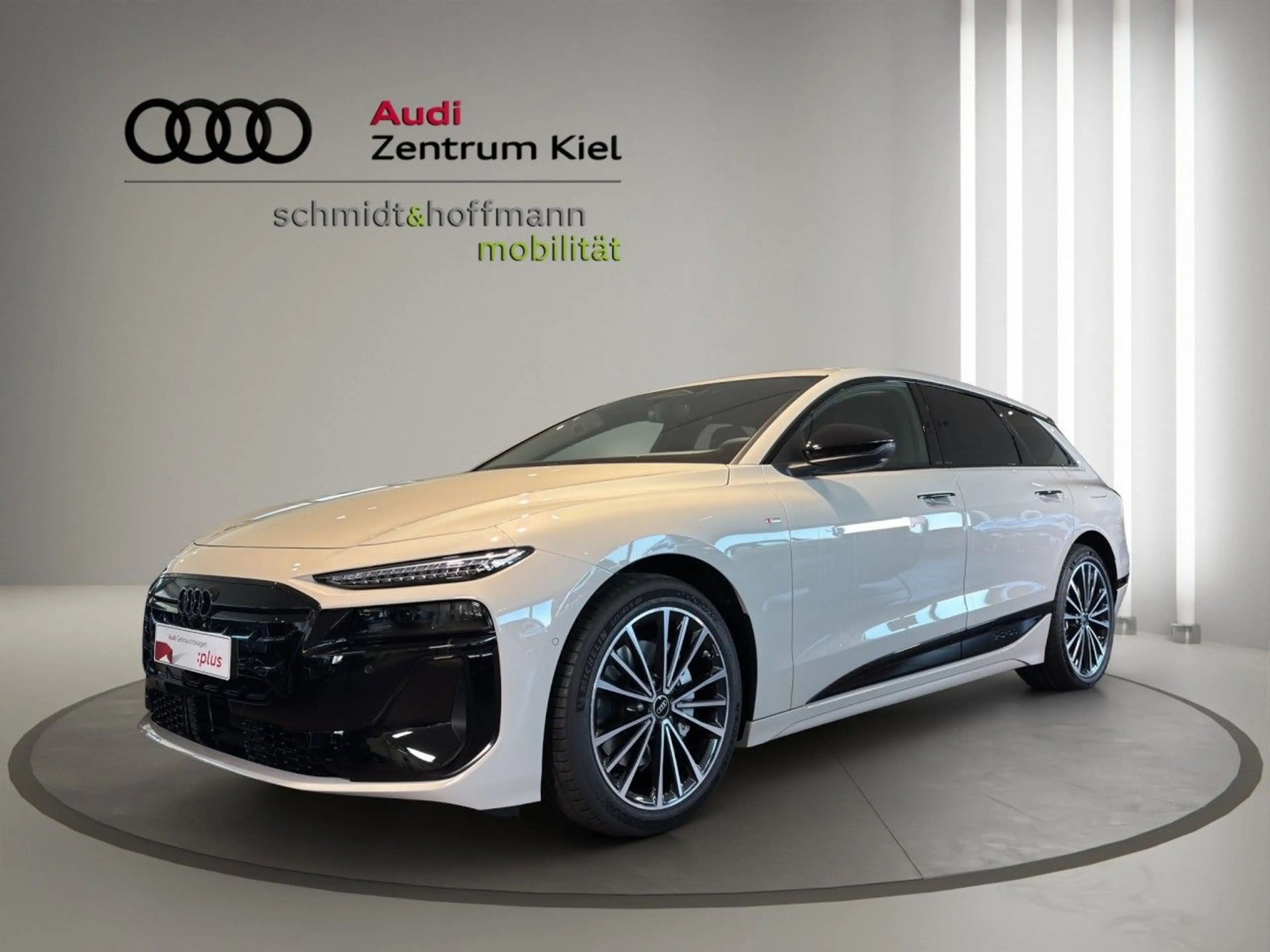 Audi A6 e-tron S-line business performance B&O — photo 3