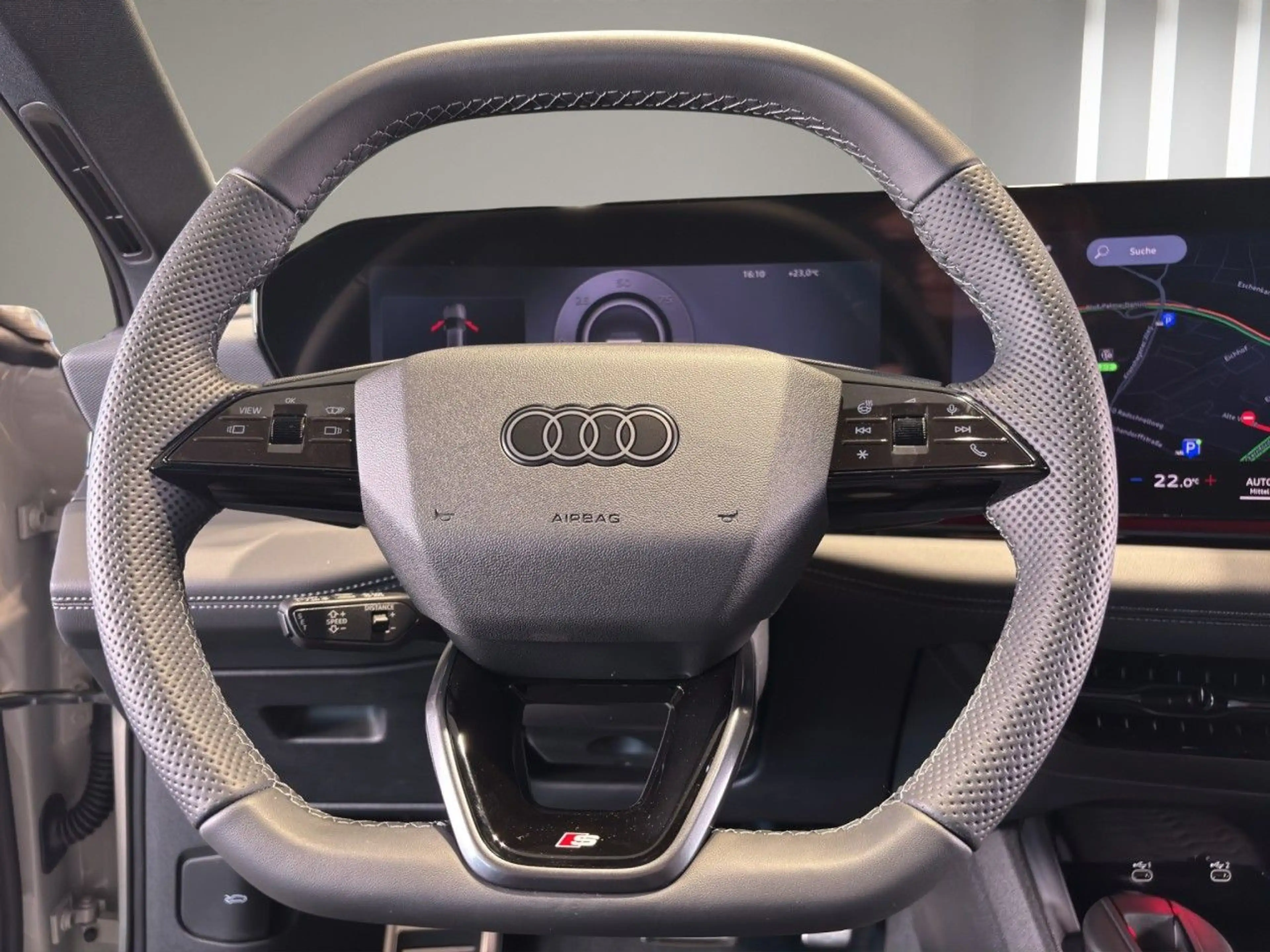 Audi A6 e-tron S-line business performance B&O — photo 11
