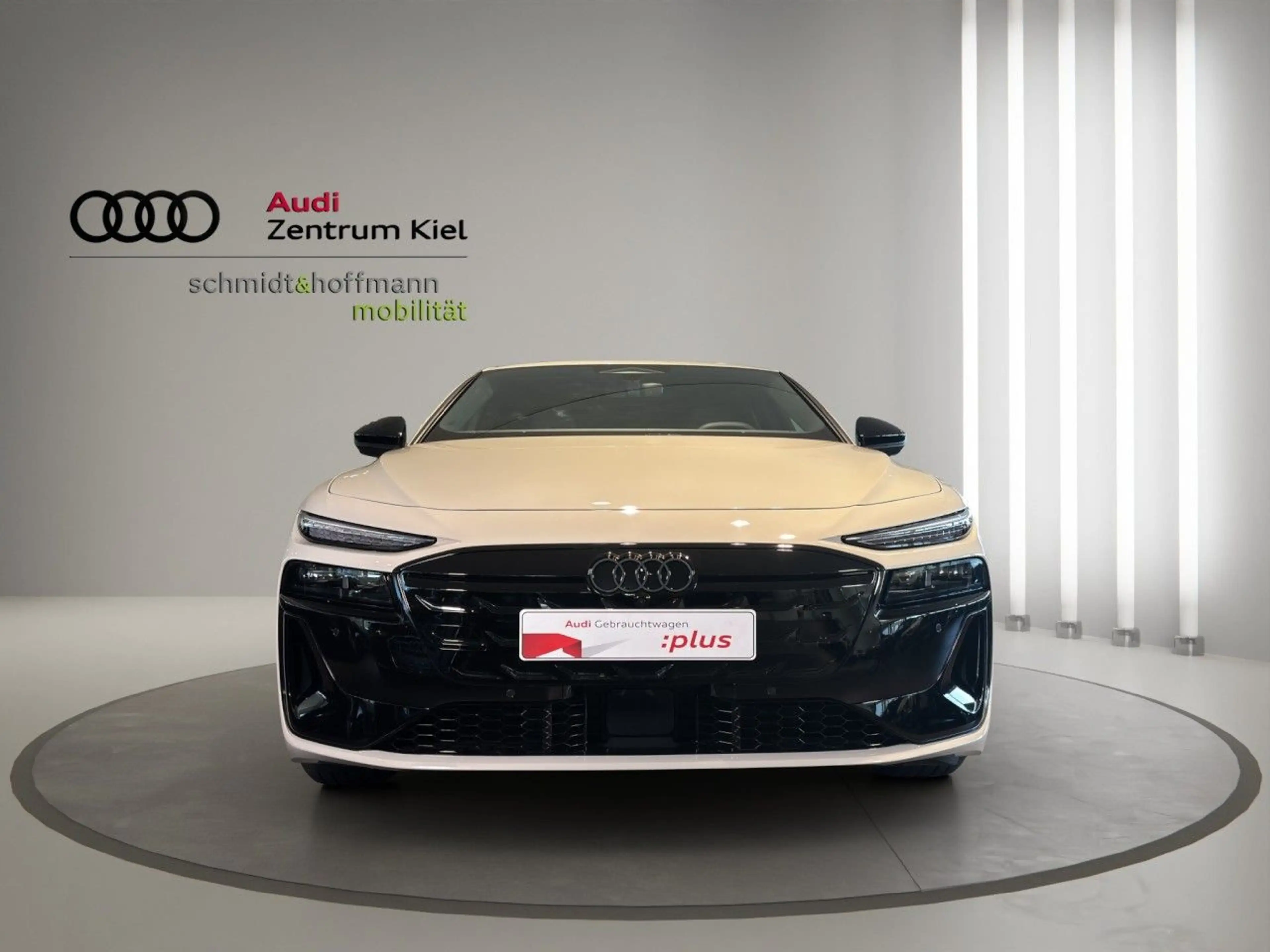 Audi A6 e-tron S-line business performance B&O — photo 2