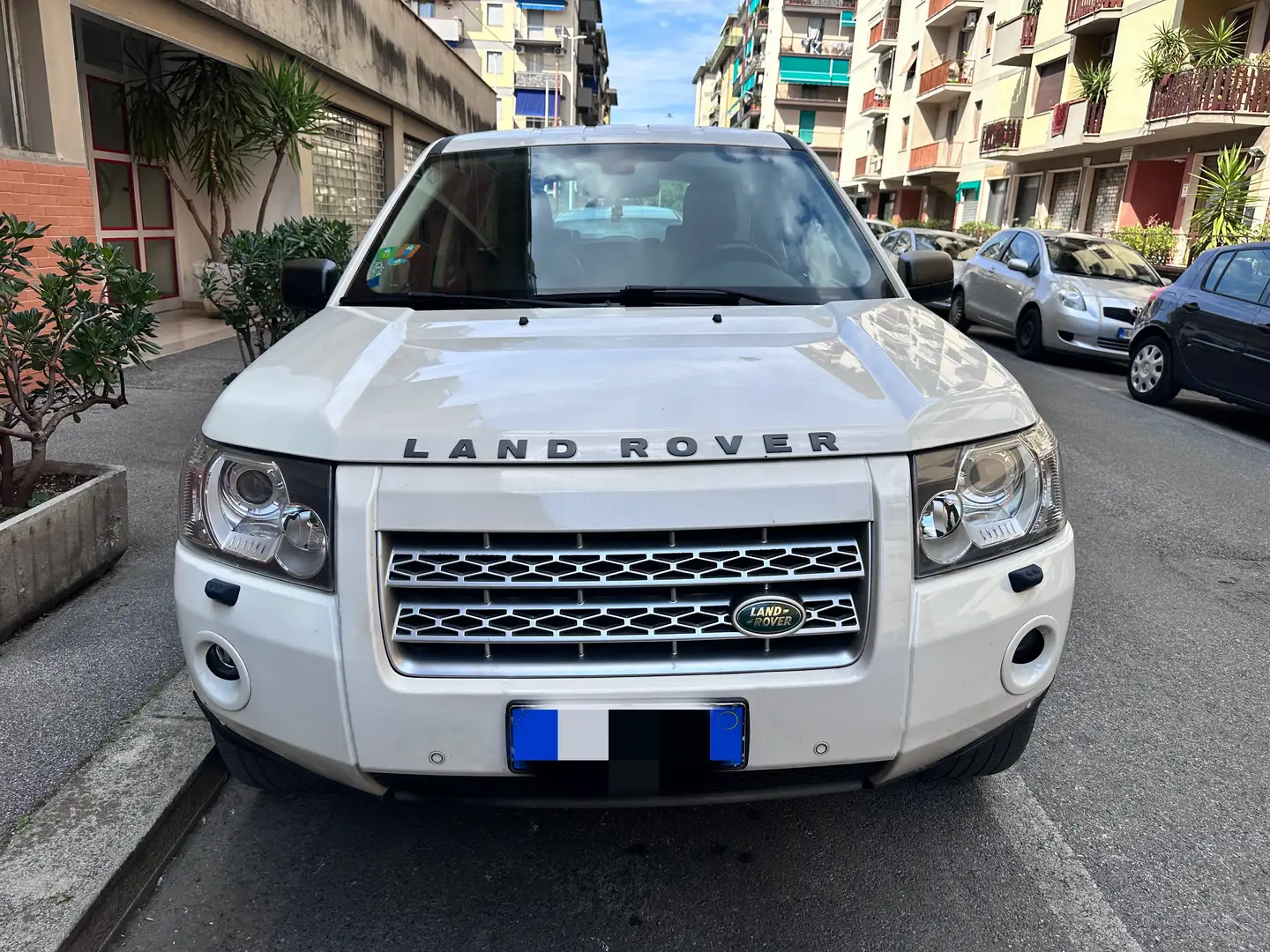 Land Rover Freelander Land Rover Freelander 2   LF S4FI2F D5H4 - 1