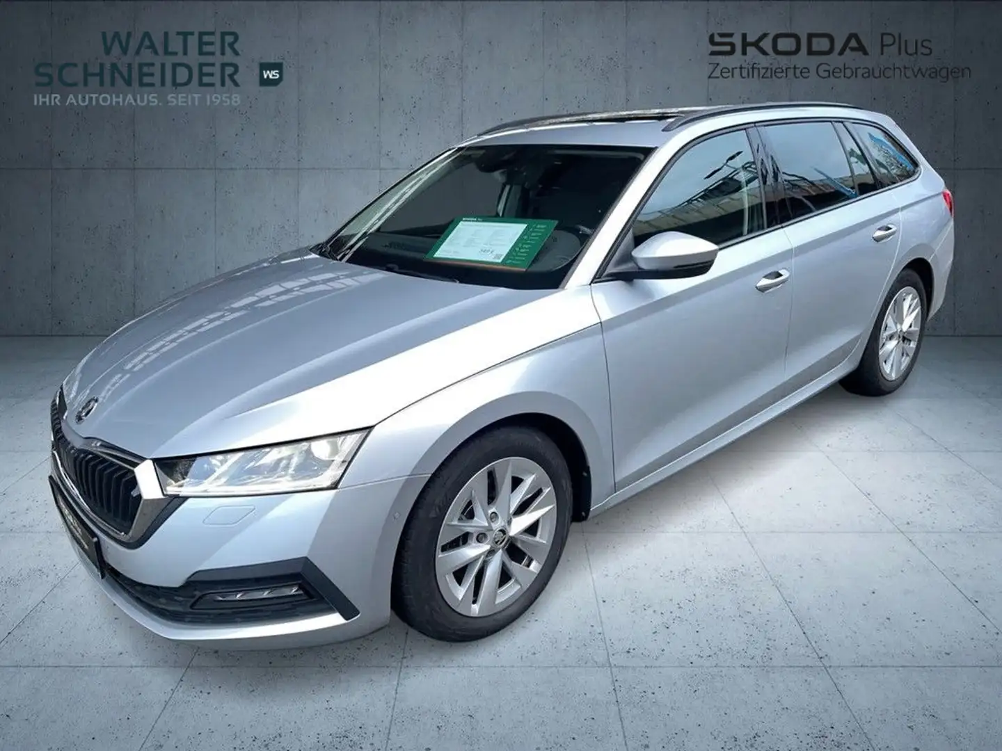 Skoda Octavia Combi 2.0 TDI DSG Ambition Navi AHK Pano Silber - 2