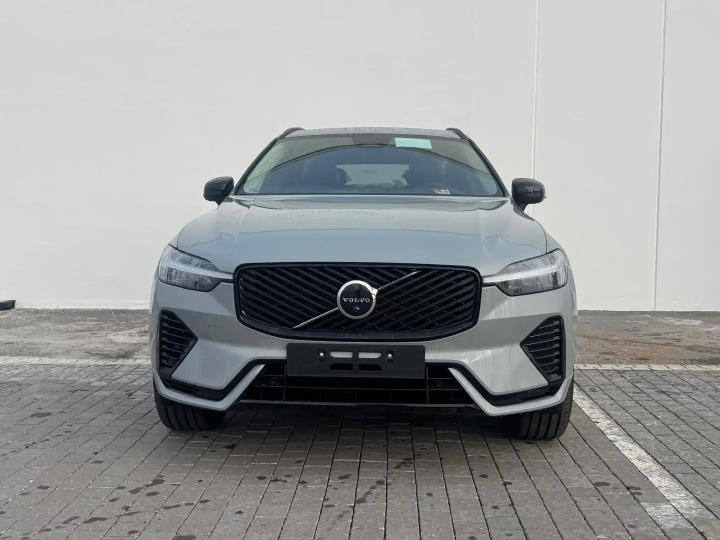 Volvo XC60 XC60 2.0 t6 phev Plus Dark awd auto Grau - 2