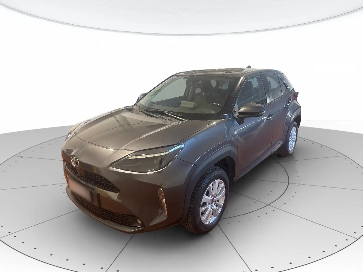 Toyota Yaris Cross 1.5h Business fwd 116cv e-cvt Grau - 1