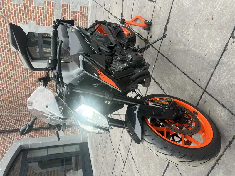 KTM 790 Duke - foto 4