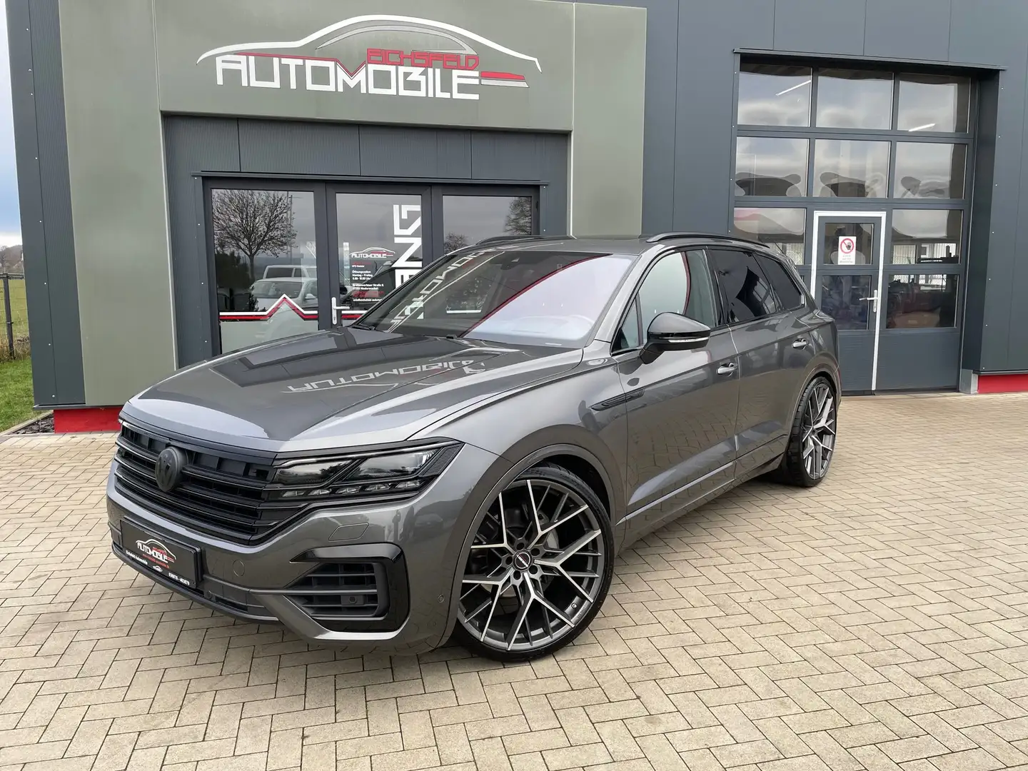 Volkswagen Touareg R-Line 4Motion Pano Luft Standh. Grau - 1